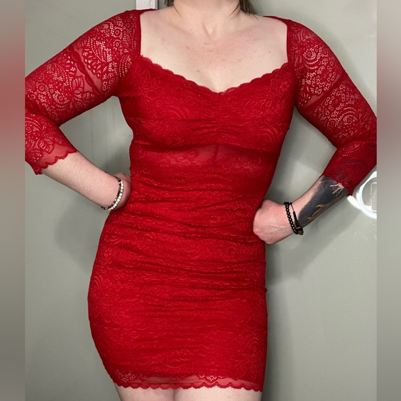 GUESS redlace dress - Picture 3 of 4